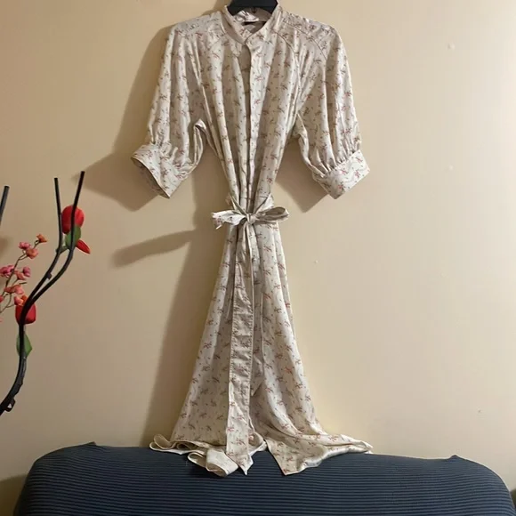 Polo Ralph Lauren Gorgeous Women’s Tie - Waist Puff Sleeve Dress - Picture 4 of 9